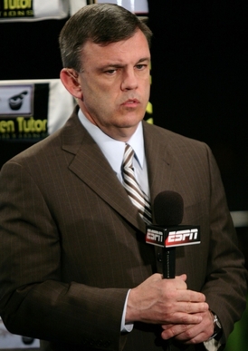 Komentátor Teddy Atlas.