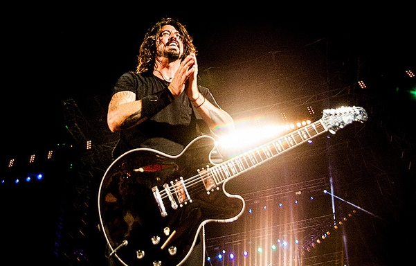 Dave Grohl založil Foo Fighters, sotva skončila Nirvana. Z jejího odkazu už ale dávno nežijí.