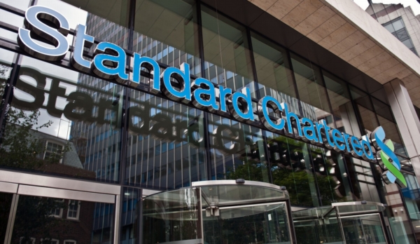 Britská banka Standard Chartered popírá praní špinavých peněz v Íránu (ilustrační foto). Britská banka Standard Chartered popírá praní špinavých peněz v Íránu (ilustrační foto).