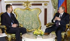 Přátelé? Syrský prezident Asad a ruský prezident Putin. 