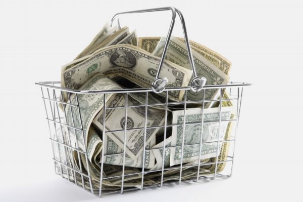 Během finanční krize z let 2007–2010 napumpovala americká centrální banka (Fed) do bank v potížích až 1,2 bilionu dolarů. Během finanční krize z let 2007–2010 napumpovala americká centrální banka (Fed) do bank v potížích až 1,2 bilionu dolarů.