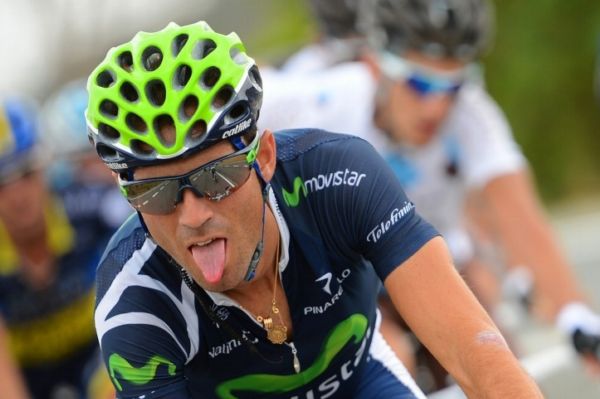 Vítězem třetí etapy cyklistické Vuelty se stal ve spurtu čtveřice uprchlíků Španěl Alejandro Valverde a ujal se vedení v celkovém pořadí.