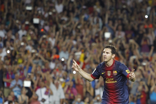 Lionel Messi slaví trefu do branky Realu.