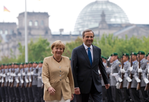 Antonis Samaras a Angela Merkelová při jejich setkání.