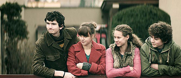 Svatá čtveřice bude k vidění v kinech od čtvrtka. Svatá čtveřice bude k vidění v kinech od čtvrtka.