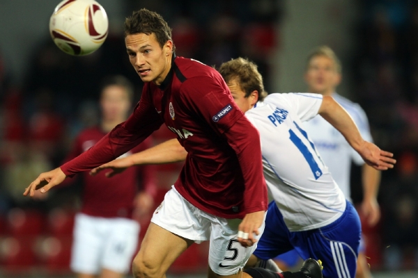 Záložník Jakub Podaný.