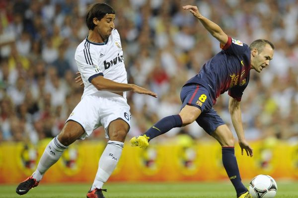 Real porazil Barcelonu a získal Superpohár.