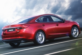 Mazda6 se představila v karosářské verzi sedan.