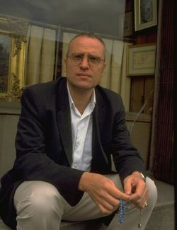Richard Millet ve své pracovně. 