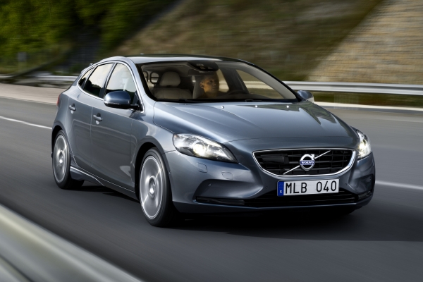 Podle některých odborníků nejbezpečnější vůz na světě - Volvo V40.