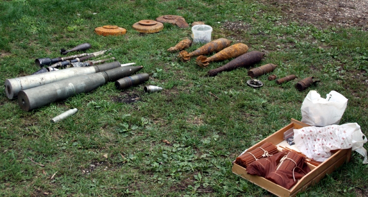 Pyrotechnici zajistili například dělostřelecké miny z druhé světové války, různé náboje, granáty či dělostřelecký prach. 