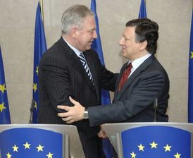 Lump. ale náš. Sanader s šéfem EK Barrosem v Bruselu. 