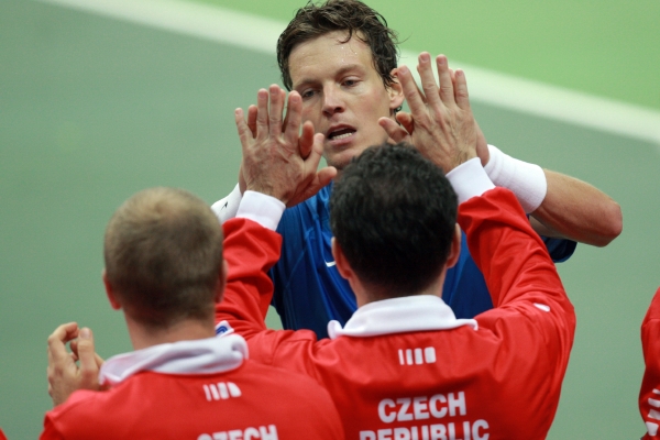 Český tenis v čele s Tomášem Berdychem vyhlíží daviscupové boje s Argentinou.