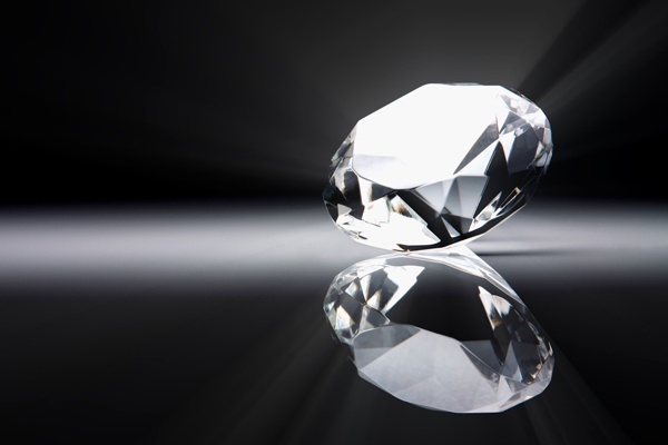Číňan spolkl diamant v hodnotě 13 tisíc dolarů (ilustrační foto). Číňan spolkl diamant v hodnotě 13 tisíc dolarů (ilustrační foto).