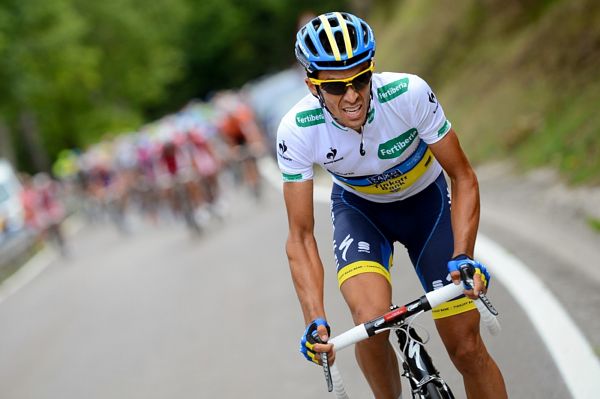 Alberto Contador vede Vueltu i po osmnácté etapě. Alberto Contador vede Vueltu i po osmnácté etapě.