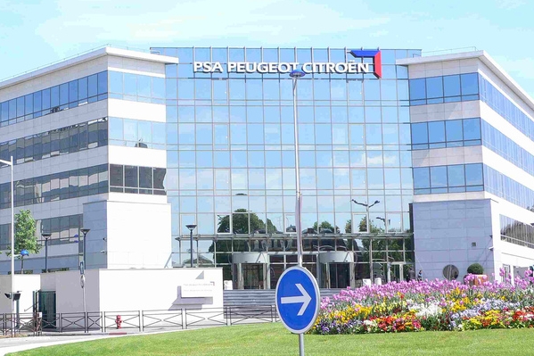 Peugeot Citroën je druhá největší automobilka Evropy, s krizí má ale ohromné problémy.