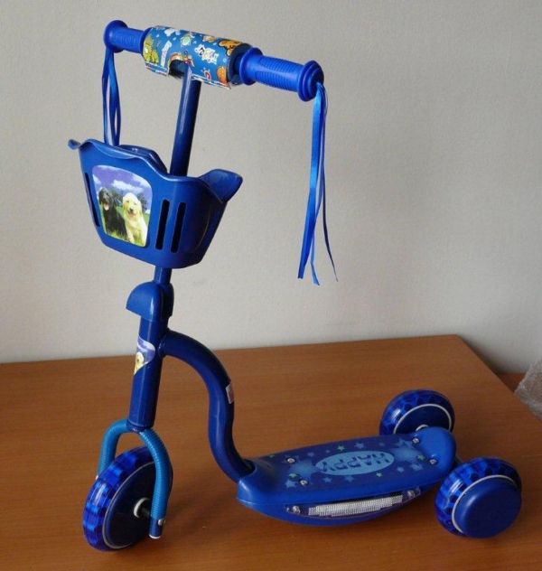 Koloběžka Fashion Scooter. Koloběžka Fashion Scooter.