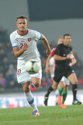 Tomáš Pekhart by se na hrotu útoku měl stát nástupcem Milana Baroše.