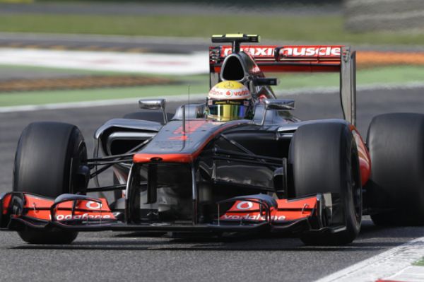 Britský pilot Lewis Hamilton vyhrál Velkou cenu Itálie.