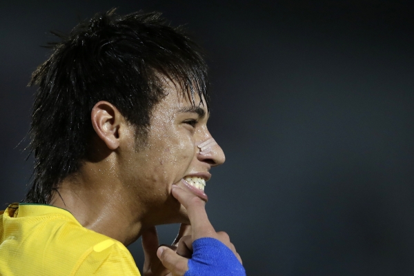 Brazilec Neymar se opět může smát.