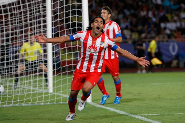 Atlétiko Madrid je jedním z 23 klubů, kterým Evropská fotbalová unie UEFA dočasně pozastavila vyplacení prémií za minulý ročník evropských pohárů. Atlétiko Madrid je jedním z 23 klubů, kterým Evropská fotbalová unie UEFA dočasně pozastavila vyplacení prémií za minulý ročník evropských pohárů.