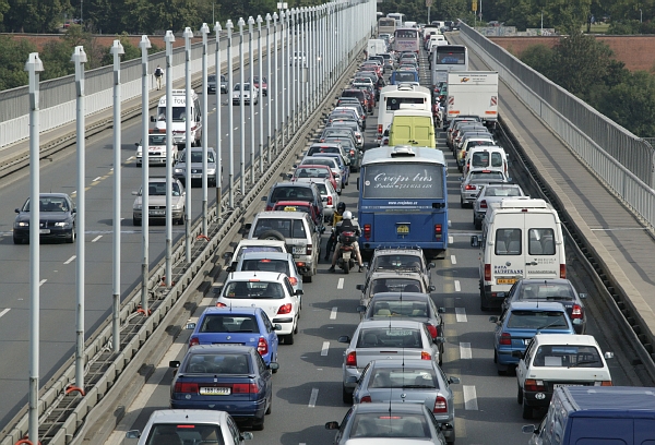 Hromadná nehoda zablokovala D1 (ilustrační foto).