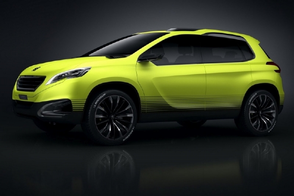 První seznámení s konceptem Peugeot 2008.