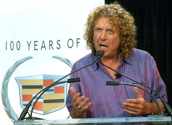 Robert Plant, zpěvák slavné skupiny Led Zeppelin. Robert Plant, zpěvák slavné skupiny Led Zeppelin.