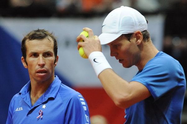 Radek Štěpánek (vlevo) s Tomášem Berdychem. Radek Štěpánek (vlevo) s Tomášem Berdychem.
