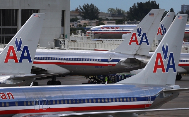 Společnost American Airlines uvědomila více než 11 tisíc zaměstnanců, že by mohli přijít o práci (ilustrační foto).