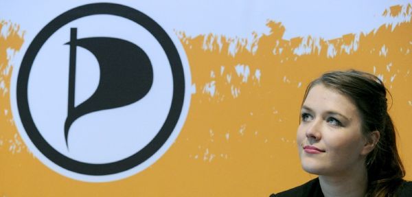 Julia Schrammová se v případě svého duchovního vlastnictví "odpirátštila". 