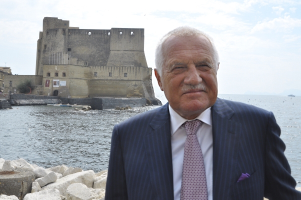Václav Klaus se po téměř padesáti letech vrátil do jihoitalské Neapole.