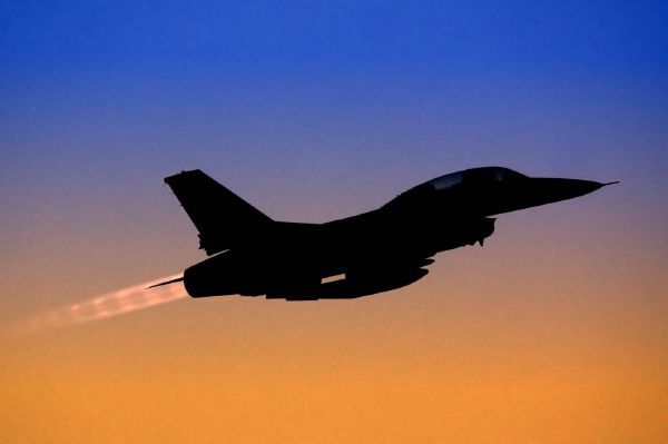 Letouny F-16 by tvořily páteř izraelského bombardování Íránu.