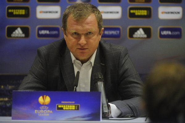 Trenér Pavel Vrba. Trenér Pavel Vrba.