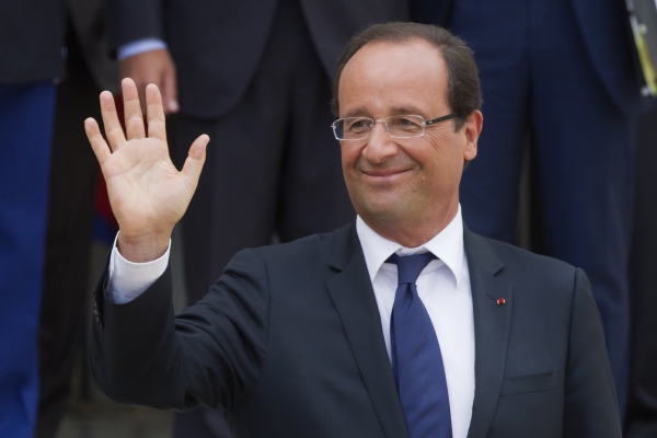 Prezident Hollande si stanovil jako prioritu boj proti nezaměstnanosti, míst přesto ubývá.