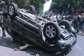 Protesty v Číně v souvislosti s teritoriálním sporem obou zemí ohledně ostrovů ve Východočínském moři.