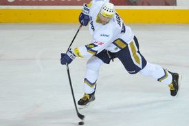 Křup! Jaromír Jágr zlomil proti Spartě hokejku.