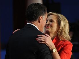 Romney se svou manželkou Ann.