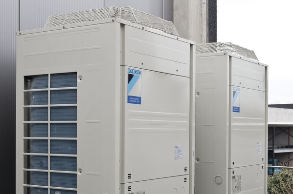 Daikin Plzeň je největším výrobcem pokojových klimatizačních jednotek v Evropě. Daikin Plzeň je největším výrobcem pokojových klimatizačních jednotek v Evropě.