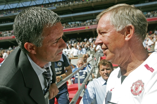 "Chci trénovat tak dlouho, jak Alex Ferguson," řekl si José Mourinho (vlevo).