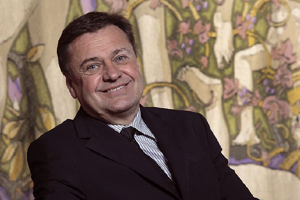 Zorana Jankoviče přešel smích. Zorana Jankoviče přešel smích.