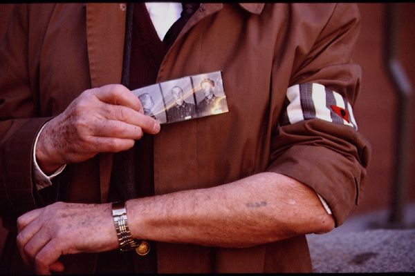 Počet lidí, kteří prošli holocaustem a přežili, v Izraeli v posledních letech výrazně klesl. Počet lidí, kteří prošli holocaustem a přežili, v Izraeli v posledních letech výrazně klesl.