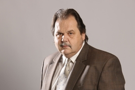Senátor, vyhlášený onkolog a stínový ministr zdravotnictví za ČSSD Jan Žaloudík.