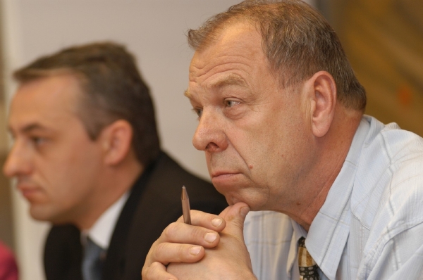 Odboráři Jaroslav Zavadil (vpravo) a Josef Středula. Odboráři Jaroslav Zavadil (vpravo) a Josef Středula.