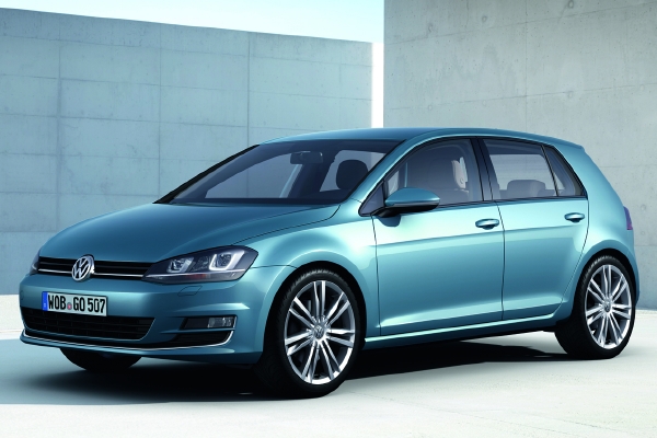 VW Golf sedmé generace vyráží za prvními zákazníky.
