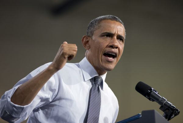 Barack Obama slíbil, že útočníci budou potrestáni. Útok na libyjské půdě je ale velmi riskantní.