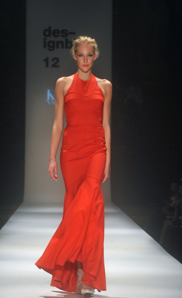 Módní návrhářka Klára Nademlýnská představila 6. října v Praze svou první haute couture kolekci v rámci programu 14. ročníku přehlídky Designblok