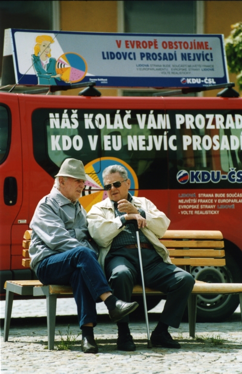 Důchodci se z 95 procent musejí spoléhat na peníze od státu (ilustrační foto). Důchodci se z 95 procent musejí spoléhat na peníze od státu (ilustrační foto).