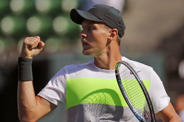 Tenista Tomáš Berdych si poprvé na turnaji série Masters v Šanghaji zahraje čtvrtfinále. 