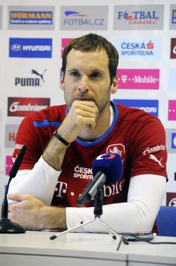 Gólman Petr Čech.